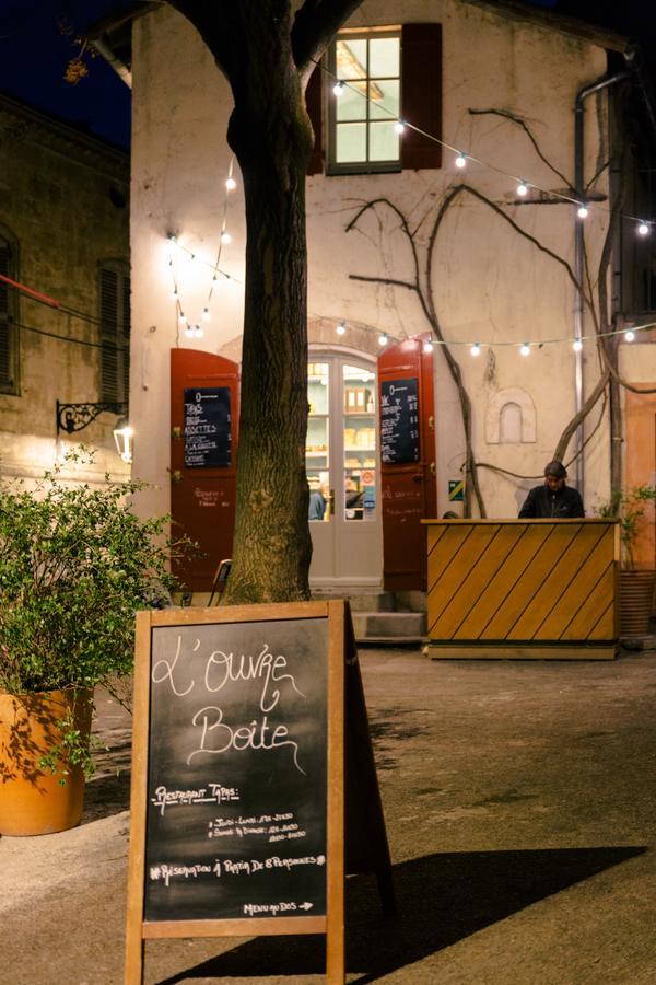 Hotel Du Cloitre อาร์ลส์ ภายนอก รูปภาพ