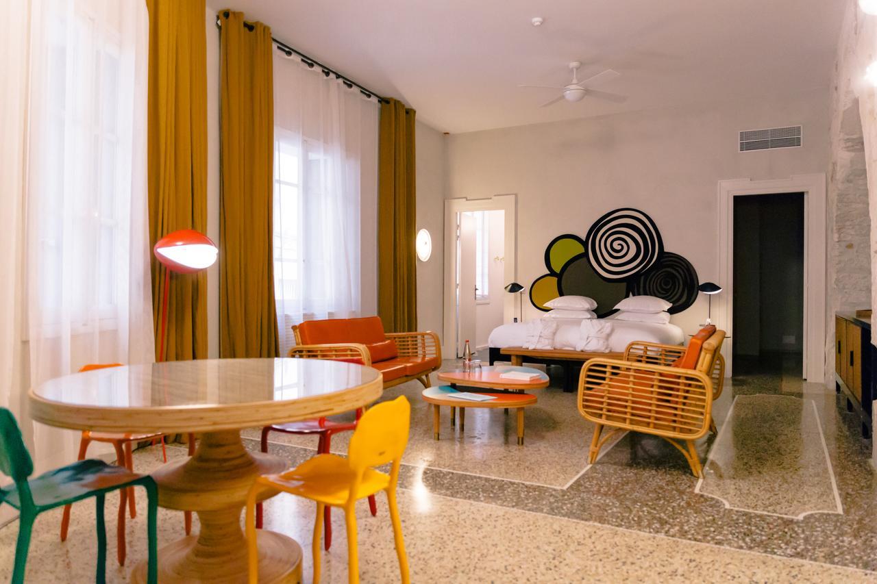 Hotel Du Cloitre อาร์ลส์ ภายนอก รูปภาพ