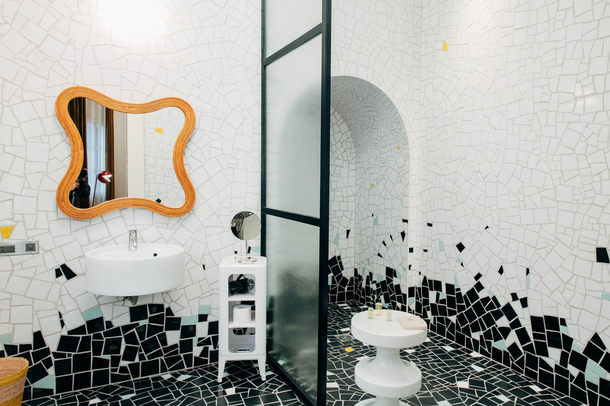 Hotel Du Cloitre อาร์ลส์ ภายนอก รูปภาพ