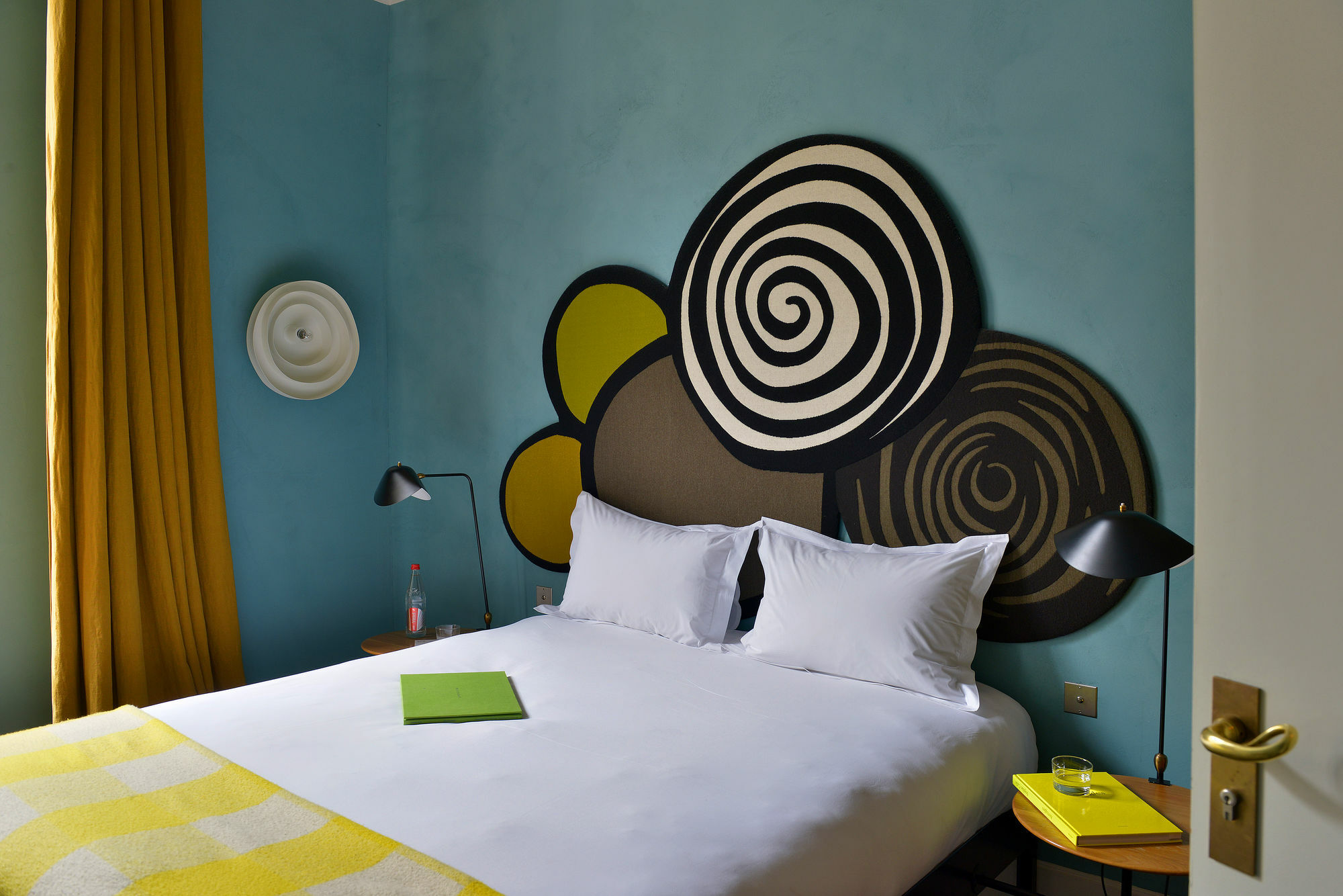 Hotel Du Cloitre อาร์ลส์ ภายนอก รูปภาพ